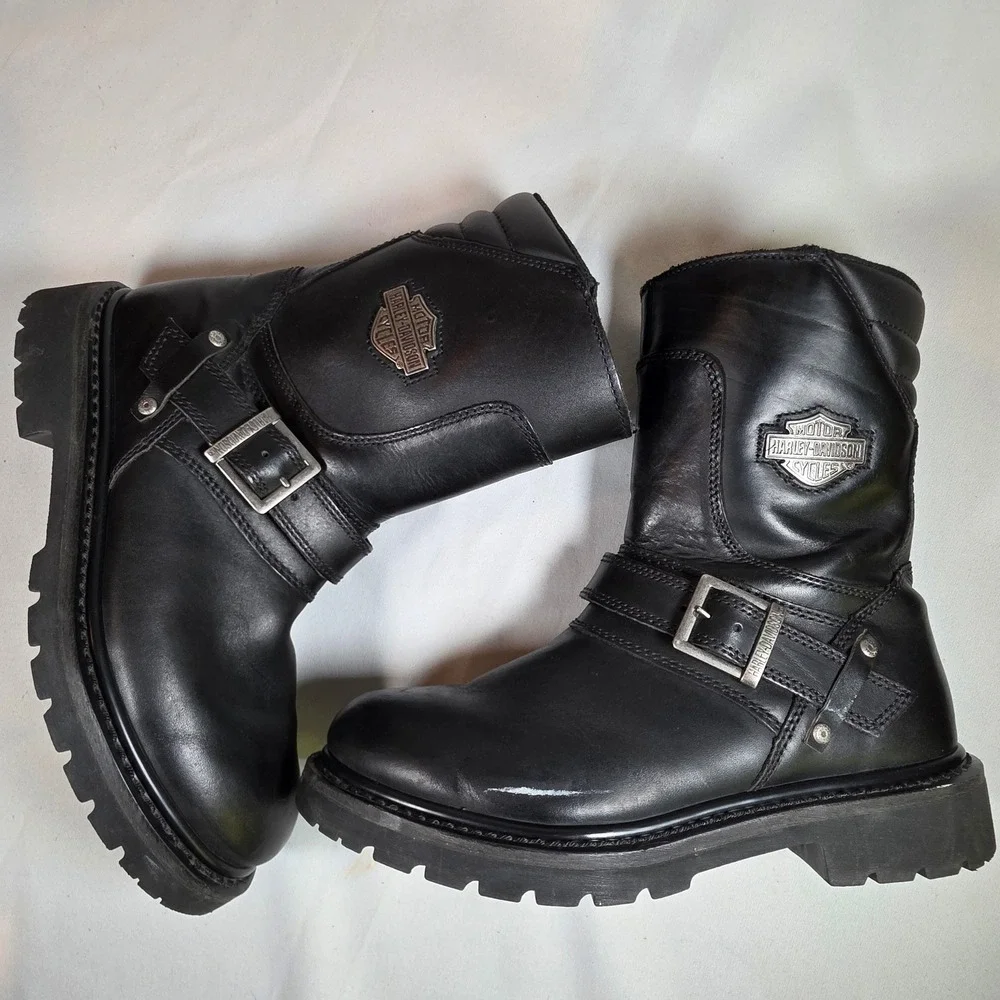 Harley-Davidson command road